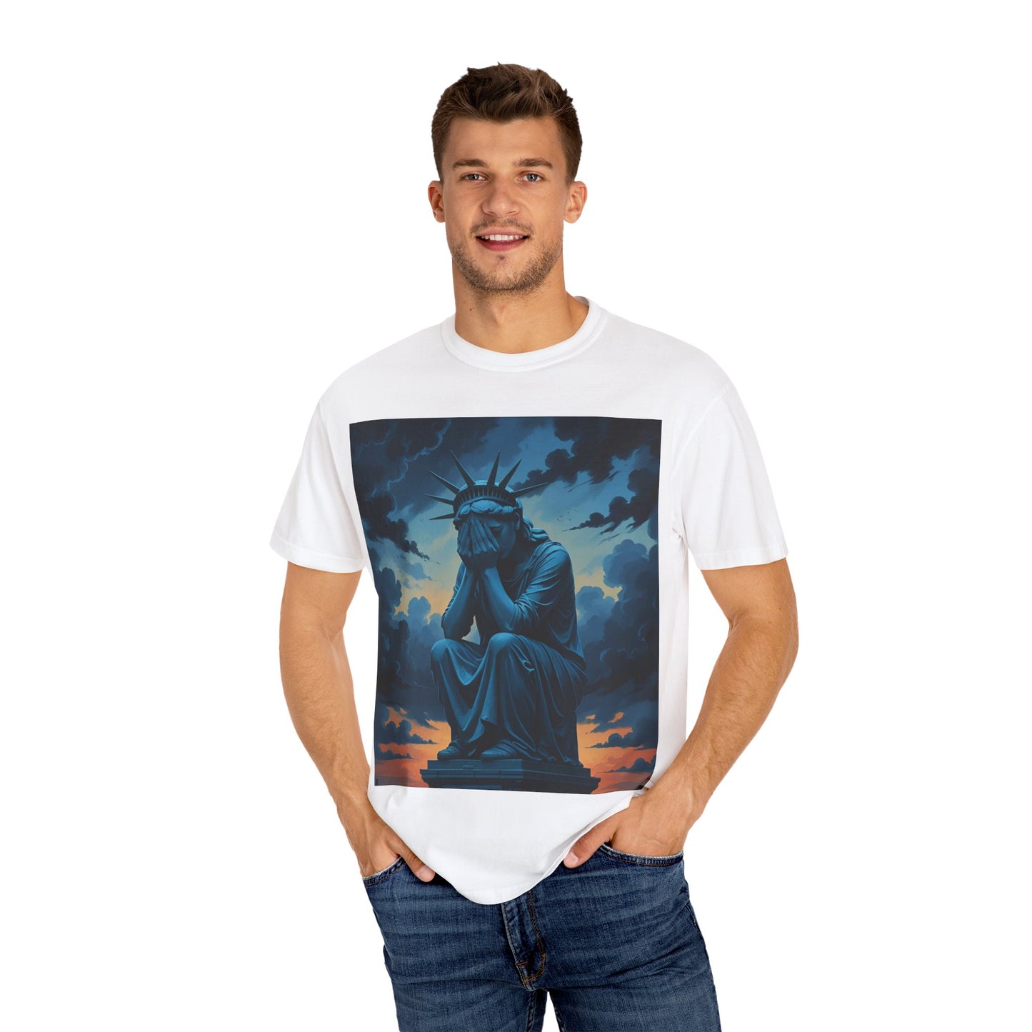 Statue of Liberty T-Shirt, Unisex Graphic Tee, Casual Wear, Gift for Freedom Lovers