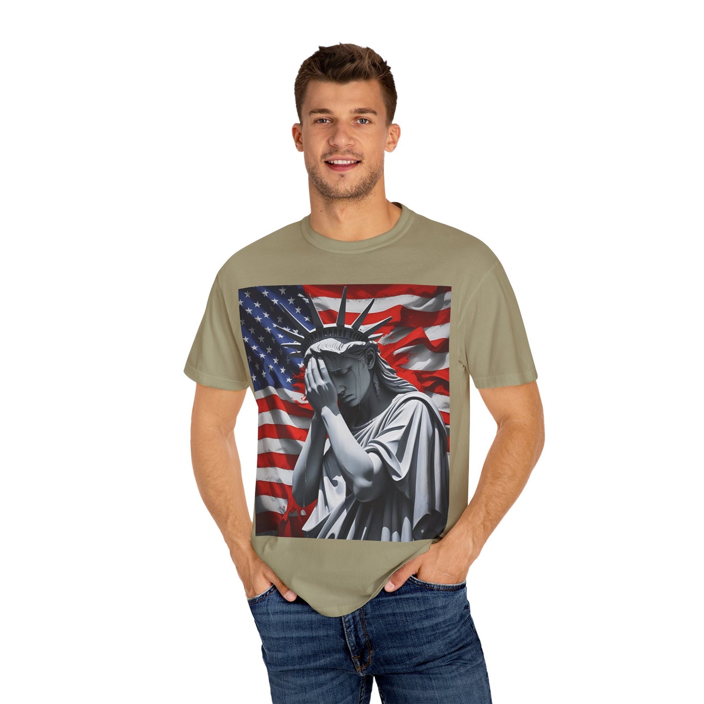 Statue of Liberty T-Shirt, Patriotism Tee, USA Pride Shirt, Vintage Fashion Top, Ideal for Memorial Day, Fourth of July, Gift Idea